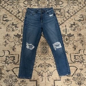 American Eagle Mom Jeans